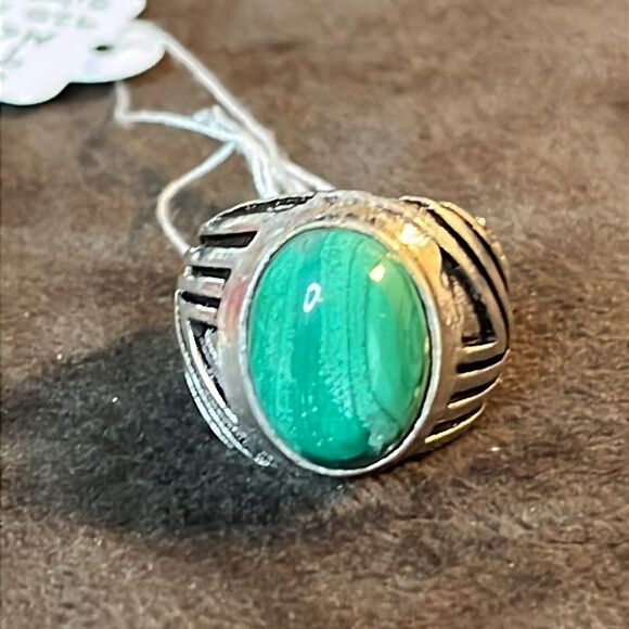 Artisan Made Malachite Ring in 925 Sterling Silver 8.5 - Picture 6 of 10